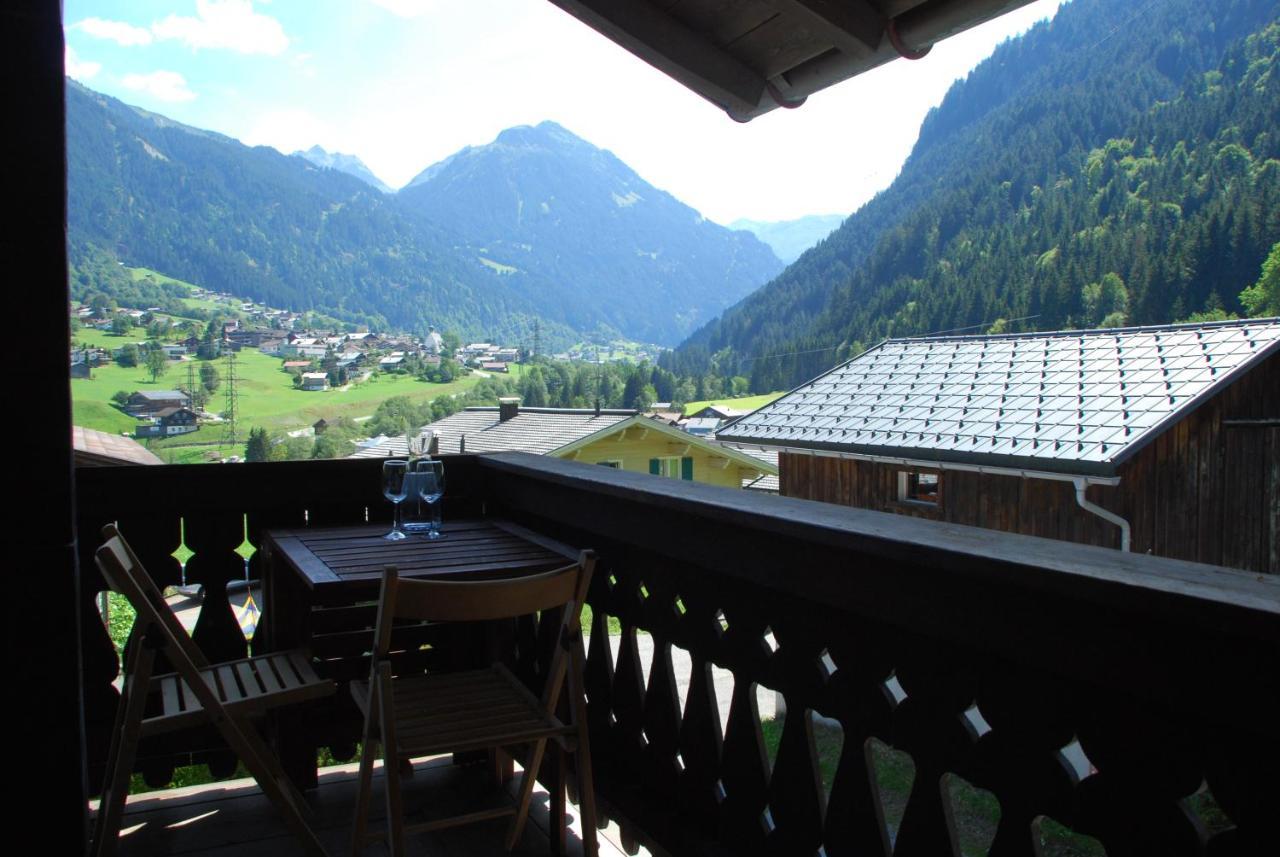 Haus Galgenul Apartment Sankt Gallenkirch Exterior foto